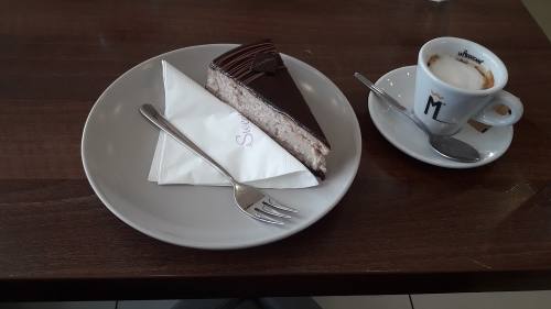 Káva